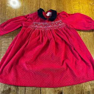 Vintage 4T girls dress- Hand smocked- perfect for Holiday Pics- long sleeve